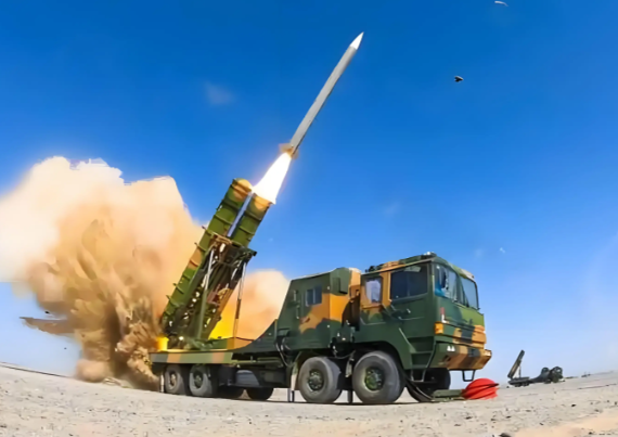 红旗-22导弹现身塞尔维亚阅兵彩排 塞尔维亚阅兵展示红旗-22释放出哪些信号