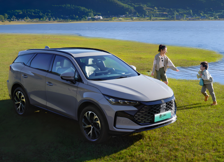 比亚迪唐DM-i智驾长续航版上市！比亚迪唐DM-i 175KM 续航 + 云辇 - C 标配！