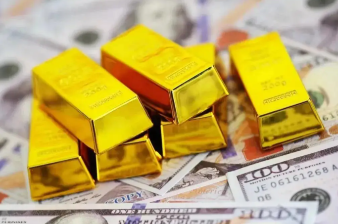 美联储降息黄金升破3700美元 金九银十黄金投资何去何从？