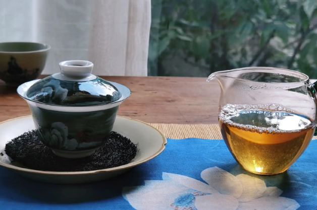 秋分养生应该喝什么茶？秋分养生茶香伴，润燥防癣护安康