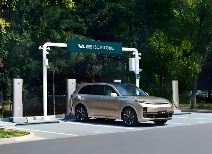 过去3个月理想汽车新增768座超充站!理想汽车超充站覆盖率快速上升 过去3个月理想汽车新增768座超充站!理想汽车超充站覆盖率快速上升