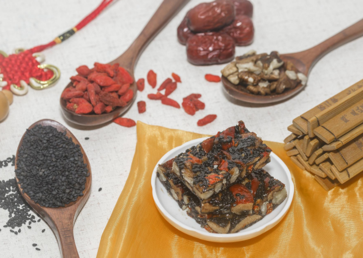 吃阿胶拉黑便是排毒吗?吃阿胶为什么大便次数多了