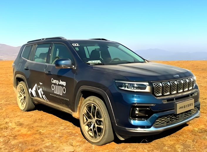 Jeep大指挥官Trail Edition官图发布！Jeep大指挥官Trail Edition 2.0T+8AT 越野能力不俗