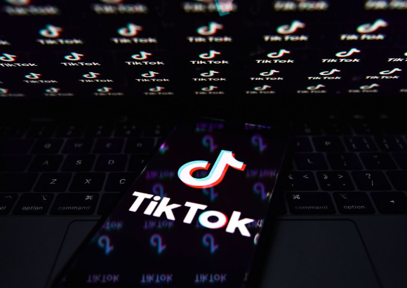 特朗普批准TikTok美国运营方案 TikTok将在美国以合资形式继续运营