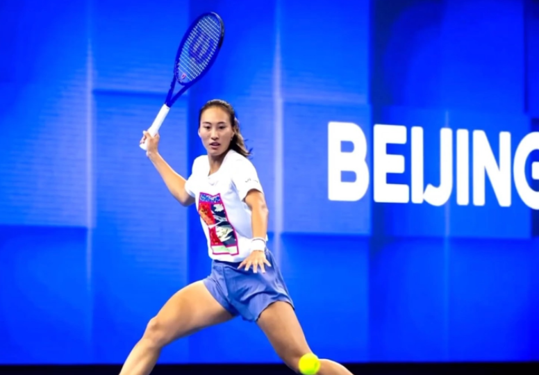 郑钦文复出首秀现场响起《奢香夫人》(钻石球场放起《奢香夫人》) 郑钦文复出首秀现场响起《奢香夫人》(钻石球场放起《奢香夫人》)