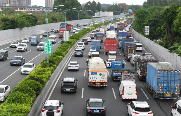 国庆中秋假期免费上高速 国庆中秋假期免费车辆包括哪些？