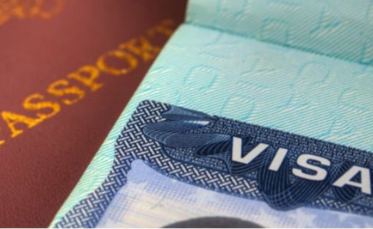 美国签证费暴涨66倍(2025最新美国签证费是多少)