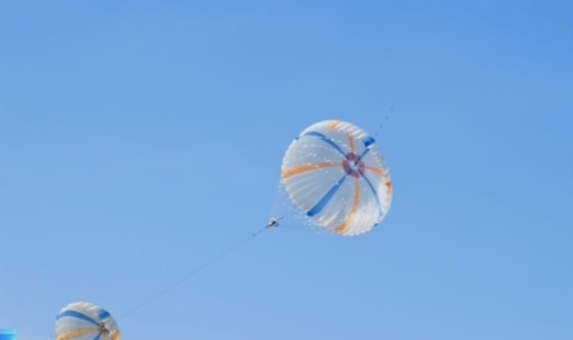 全球最大5000平方米空中捕风伞启运 我国“5000平方米做功伞”进入试验测试阶段