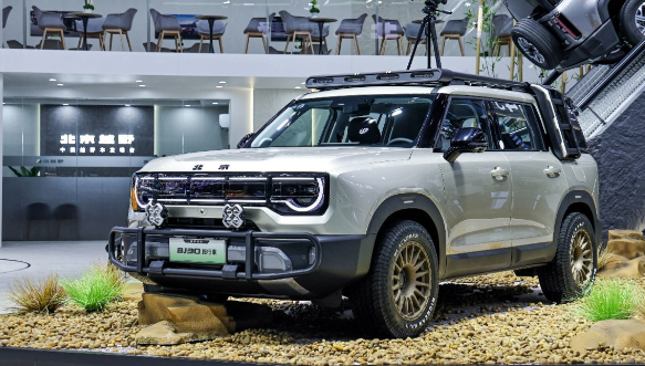 北京越野BJ30旅行家焕新价8.39万元起！北京越野BJ30旅行家选5座还是7座？