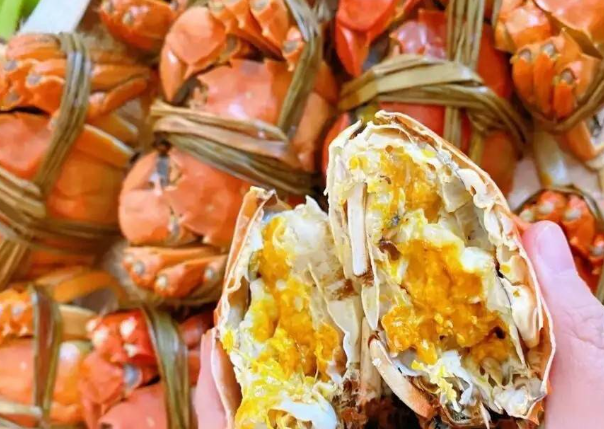 秋季吃蟹怕太寒？秋季吃蟹加这三样一起蒸，温补又鲜美！