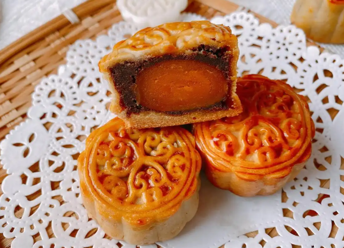 中秋月饼和这些食物同吃伤肠胃!中秋聚餐避坑指南 中秋月饼和这些食物同吃伤肠胃!中秋聚餐避坑指南