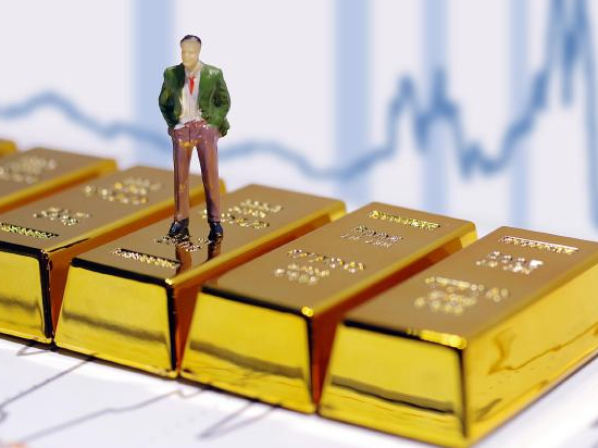 现货黄金历史性攻破3800美元 地区局势动荡引发全球经济不安黄金价格持续走高