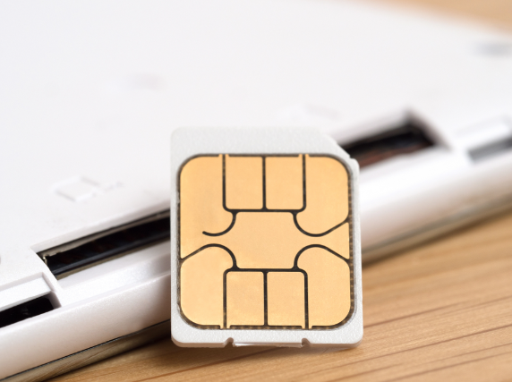 华为eSIM超薄手机开始测试 华为eSIM超薄手机或将对标iPhone Air 华为eSIM超薄手机开始测试 华为eSIM超薄手机或将对标iPhone Air