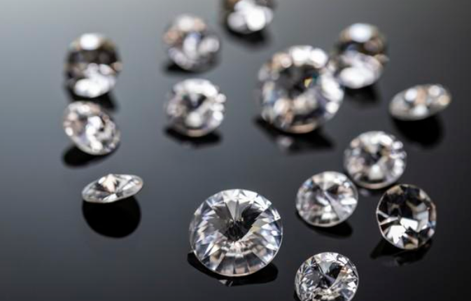 河南培育钻石刷新世界纪录(河南培育钻石156.47克拉)