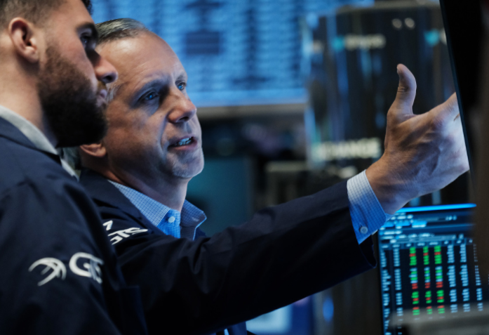 美股收盘标普纳指再创历史新高,美股10月还会继续上涨吗? 美股收盘标普纳指再创历史新高,美股10月还会继续上涨吗?