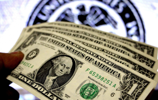 美股收盘:标普纳指再创历史新高 黄仁勋成ai领域处于指数级增长阶段 美股收盘:标普纳指再创历史新高 黄仁勋成ai领域处于指数级增长阶段