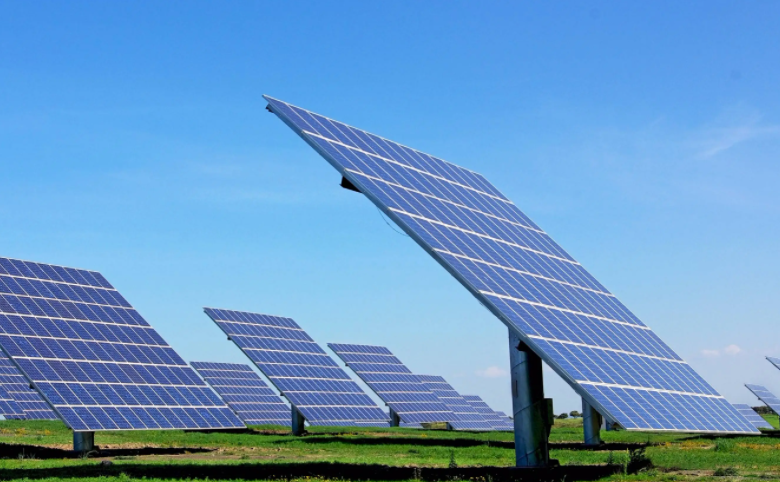 太阳能已成全球最经济能源(全球太阳能发电首超煤炭)