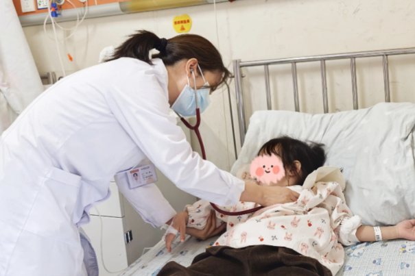 秋冬肺炎只发烧不咳嗽这是正常现象吗?秋冬肺炎只发烧不咳嗽怎么治疗? 秋冬肺炎只发烧不咳嗽这是正常现象吗?秋冬肺炎只发烧不咳嗽怎么治疗?