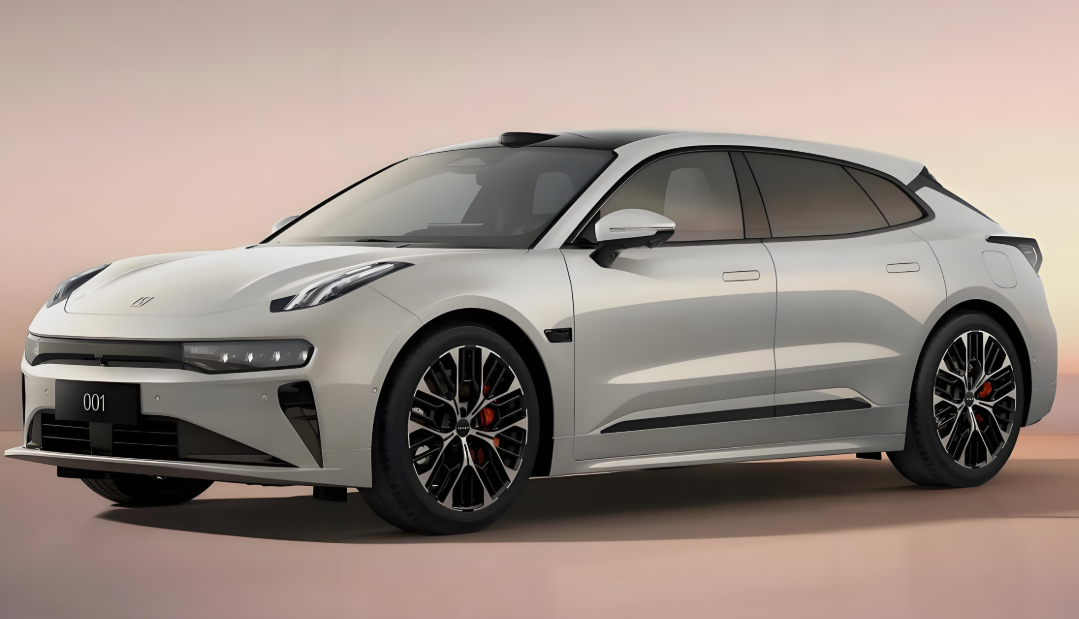 2026款极氪001上市！2026款极氪001搭载900V架构/辅助驾驶升级