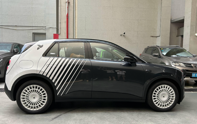 萤火虫夜行生物特别版上市！（萤火虫推出夜行生物特别版9.68万元起）