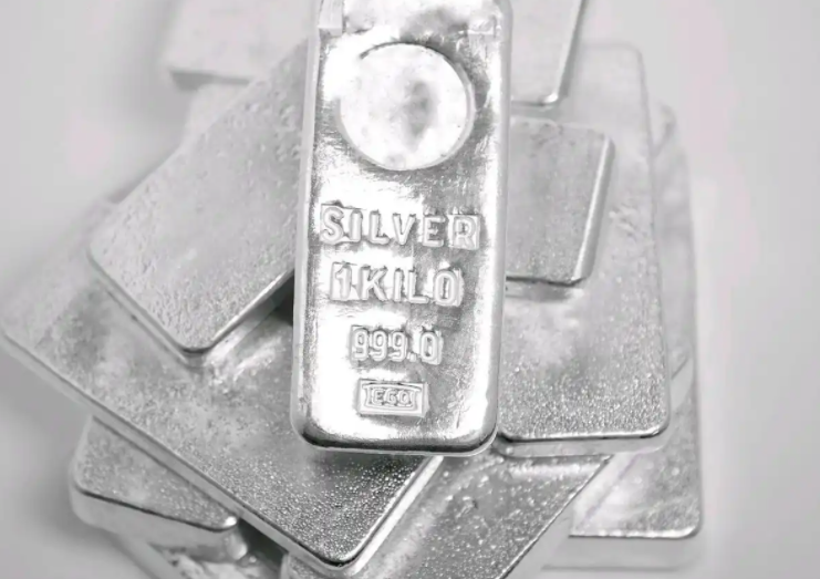 国际白银年内涨幅超70%(国际白银破53美元创新历史纪录) 国际白银年内涨幅超70%(国际白银破53美元创新历史纪录)