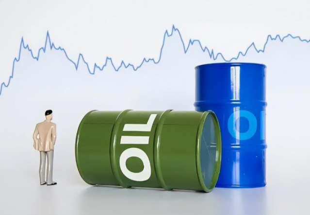 全国92号油价重返7元时代,加满一箱省13元 全国92号油价重返7元时代,加满一箱省13元