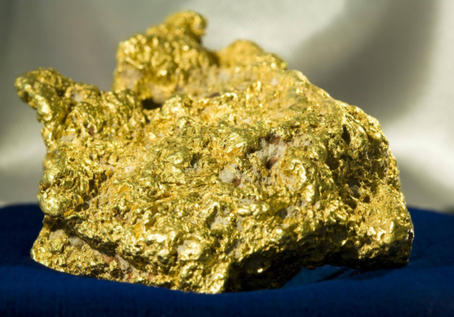 甘肃一地新发现大型金矿,金价连创新高还能涨多久? 甘肃一地新发现大型金矿,金价连创新高还能涨多久?