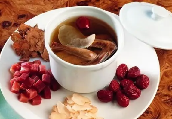 秋季天气转凉如何补气养血?(秋季养生补气养血全攻略2025) 秋季天气转凉如何补气养血?(秋季养生补气养血全攻略2025)