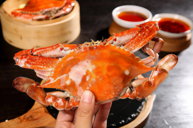 梭子蟹里都是寄生虫不能吃系谣言(梭子蟹里的虫子是什么)