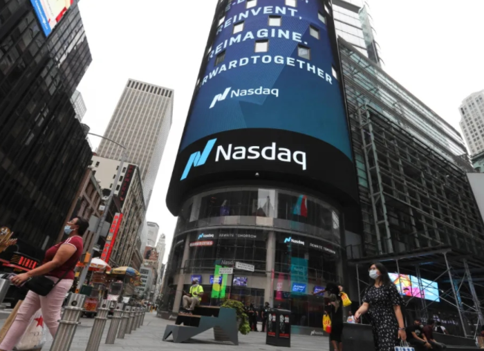 美股市狂欢下的三重风险是啥(美股牛市你的投资安全吗) 美股市狂欢下的三重风险是啥(美股牛市你的投资安全吗)