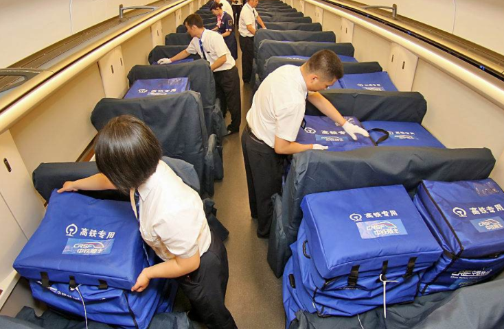 坐高铁再也不用扛行李了(高铁行李搬运服务上线)