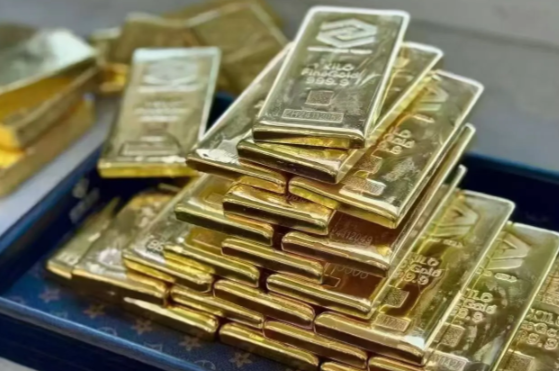 现货黄金盘中突破4381美元再创历史新高 2025年全球黄金需求预计将达到4850吨左右 现货黄金盘中突破4381美元再创历史新高 2025年全球黄金需求预计将达到4850吨左右