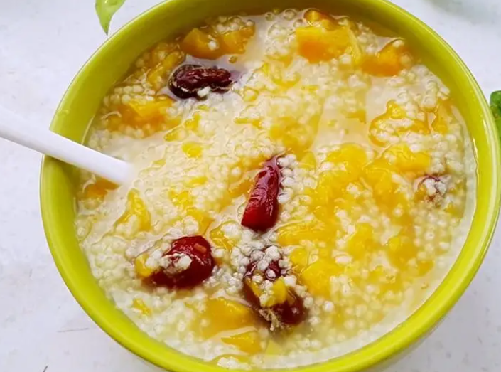 秋季喝粥胜补药!(2025暖心养胃粥谱推荐收藏) 秋季喝粥胜补药!(2025暖心养胃粥谱推荐收藏)