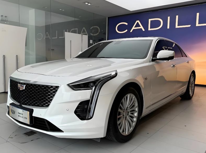 新款凯迪拉克CT6上市28.99万起！新款凯迪拉克CT6内饰焕新/磁浮底盘