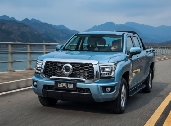 2026款金刚炮售价8.98万元起！2026款金刚炮标配电子手刹+8AT