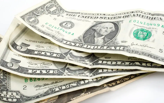 美国国债首次突破38万亿美元 2024年美国国债平均每秒增长7万美元 美国国债首次突破38万亿美元 2024年美国国债平均每秒增长7万美元