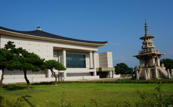 韩国庆州出土1600年前将军墓 韩国庆州1600年前将军墓葬的是谁 韩国庆州出土1600年前将军墓 韩国庆州1600年前将军墓葬的是谁