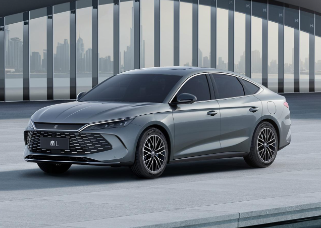 2026款秦L DM-i上市售9.68万元起!2026款比亚迪秦L DM 2.79L油耗+128km续航! 2026款秦L DM-i上市售9.68万元起!2026款比亚迪秦L DM 2.79L油耗+128km续航!