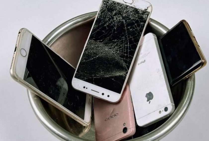 全国年均废旧手机超4亿部！全国年均废旧手机回收率却不足2%