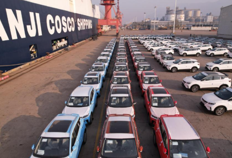 中国汽车出口第一目的国易主(2025年哪国进口中国汽车最多) 中国汽车出口第一目的国易主(2025年哪国进口中国汽车最多)