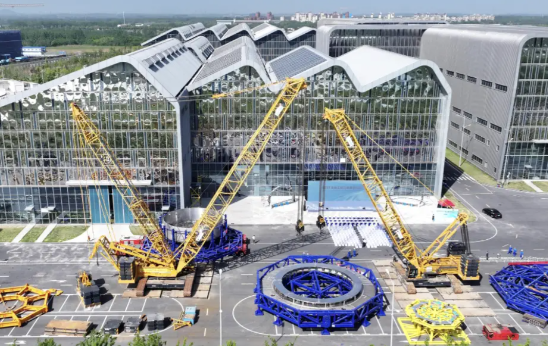 毛宁向世界分享中国“人造太阳” 我国计划在本世纪中叶实现核聚变商用发电 