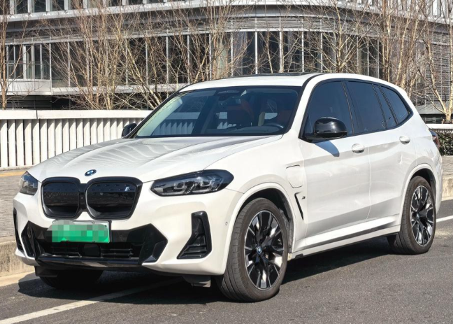 全新宝马iX3 M谍照曝光！全新宝马iX3 M马力或超700匹26年发布