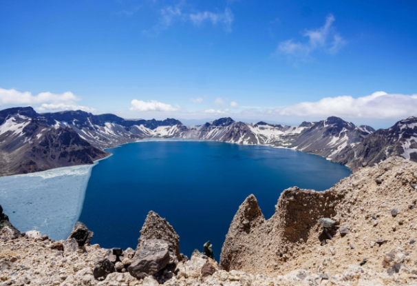 长白山天池出现沸腾开锅(长白山天池地质活动再现)