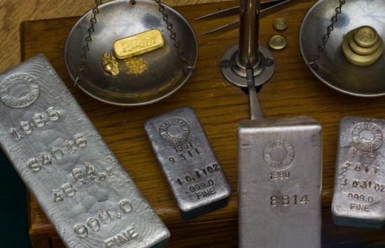 现货黄金跌破4000美元/盎司 现货白银跌4.2%报46.57美元/盎司 现货黄金跌破4000美元/盎司 现货白银跌4.2%报46.57美元/盎司