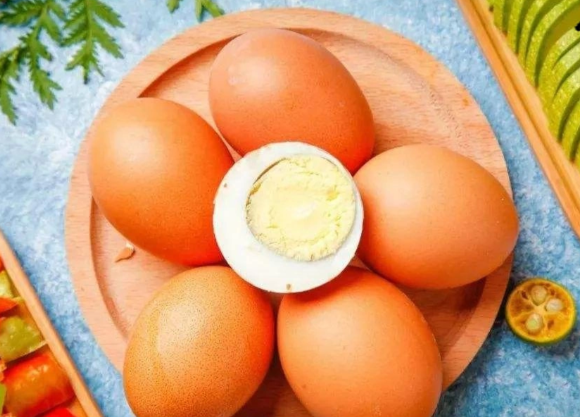 日本鸡蛋价格逼近历史最高值 东京中号鸡蛋批发价达每公斤325日元 日本鸡蛋价格逼近历史最高值 东京中号鸡蛋批发价达每公斤325日元