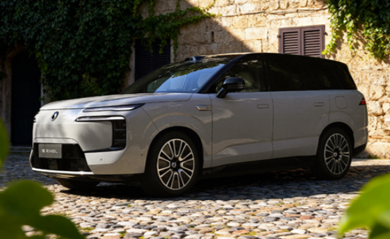 豪华SUV腾势N8L上市！大六座SUV腾势N8L全系标配易三方、云辇-A