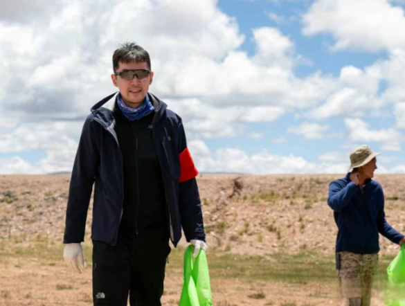 胡歌正式担任 “西藏国际传播大使” 2025中国西藏发展论坛顺利召开