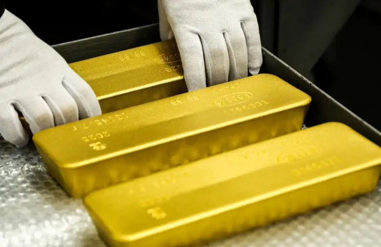 现货黄金上涨1.67% 现货黄金重回4000美元每盎司