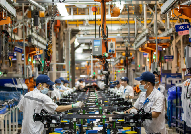 广东制造业500强企业营收达到6.52万亿元 广东制造业500强企业营收较2024年提升22.5%