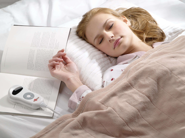 电热毯整夜使用风险大(冬季安全使用电热毯的3个提醒) 电热毯整夜使用风险大(冬季安全使用电热毯的3个提醒)
